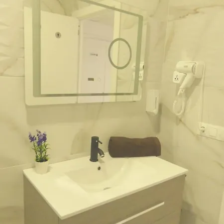 Bed & Breakfast Sydney *